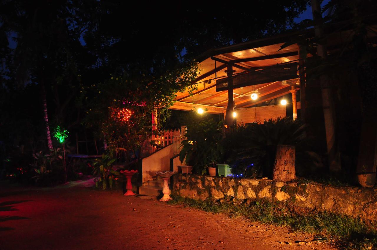 Mama'S Place Mirissa Εξωτερικό φωτογραφία